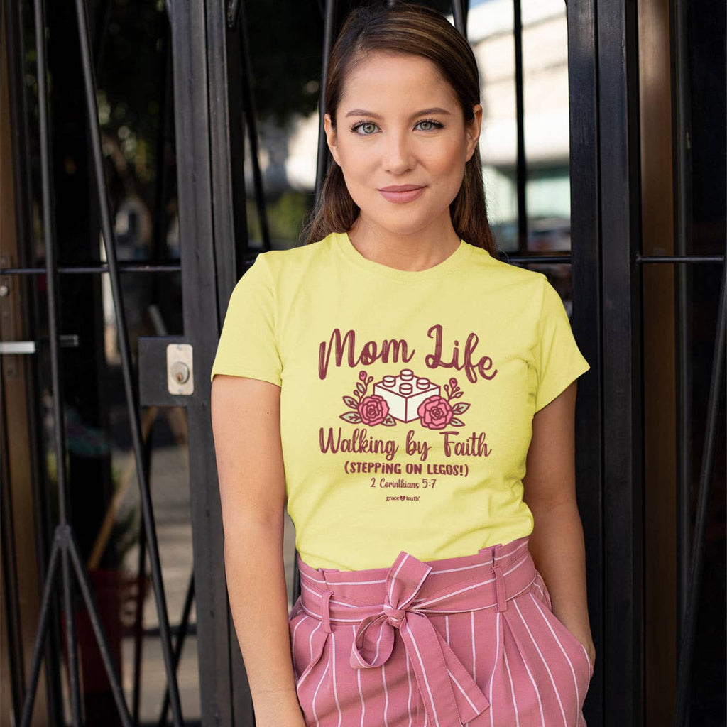 Grace & truth Womens T-Shirt Mom Life: Cornsilk / Large